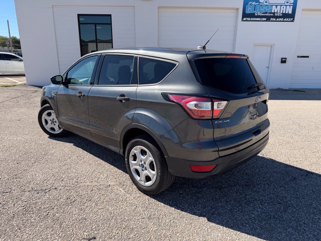 Used 2018 Ford Escape S FWD image 5