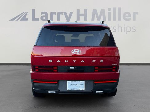 Certified 2025 Hyundai Santa Fe SEL image 5