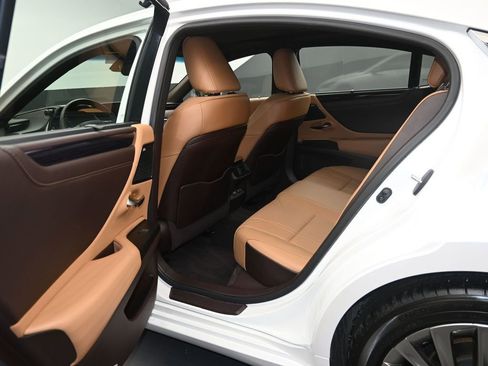 Certified 2021 Lexus ES 350 Ultra Luxury w/ Accessory Package 2 image 11