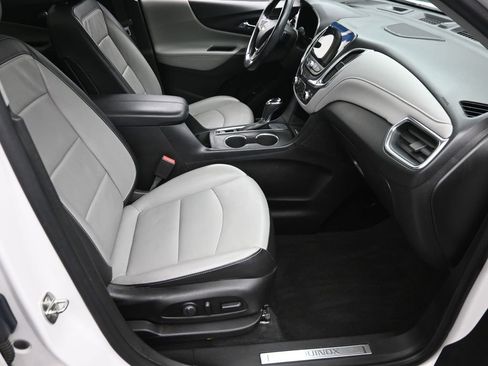 Used 2019 Chevrolet Equinox Premier image 7