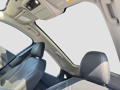 Used 2023 Ford Mustang Mach-E Premium image 32