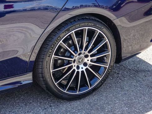 Used 2021 Mercedes-Benz C 300 Sedan image 10