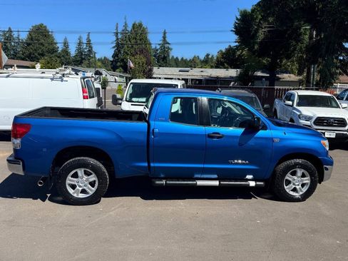 Used 2007 Toyota Tundra SR5 AWD/4WD image 2