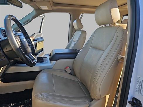 Used 2016 Ford F150 Lariat w/ Equipment Group 502A Luxury image 15