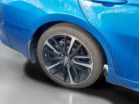 Used 2020 Toyota Camry XSE image 25