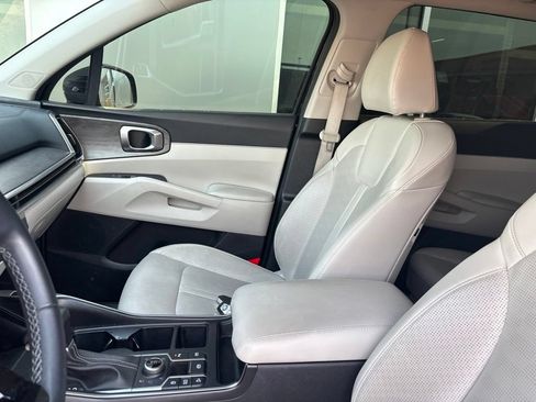 Certified 2024 Kia Sorento X-Line EX AWD/4WD image 7