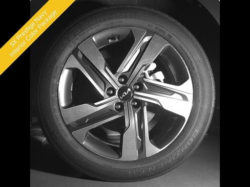 Certified 2024 Kia Sorento SX Prestige AWD/4WD image 13