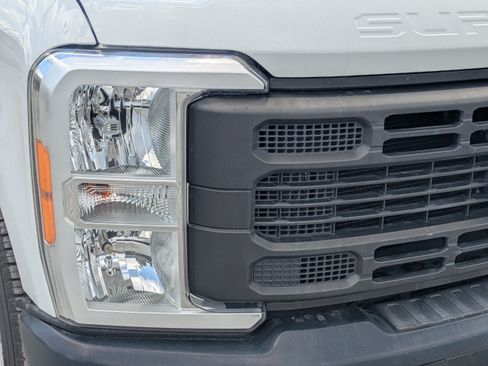 Used 2023 Ford F350 XL RWD image 10