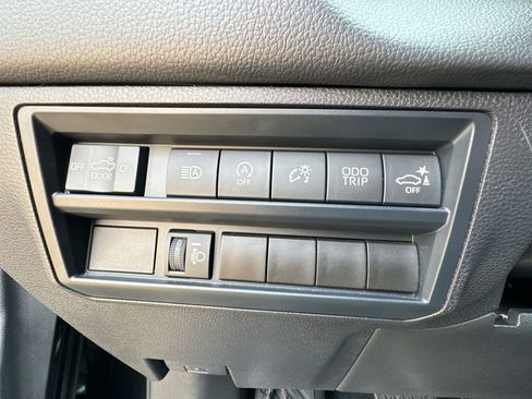 Used 2025 Toyota Tundra Limited image 54