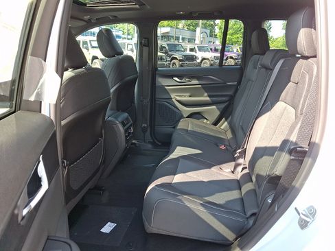 New 2026 Jeep Grand Cherokee Laredo X AWD/4WD image 6