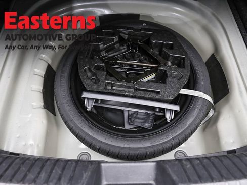 Used 2024 Volkswagen Jetta SE FWD image 21