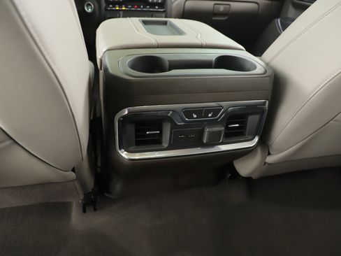 Used 2021 Chevrolet Silverado 1500 LTZ w/ Technology Package image 26