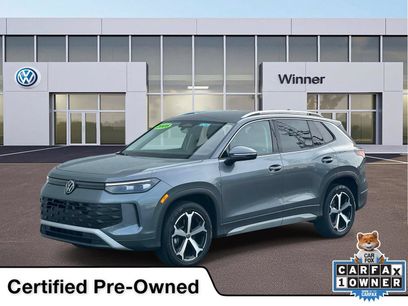 Certified 2025 Volkswagen Tiguan SE