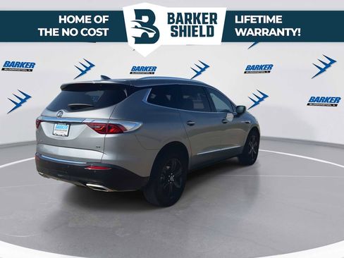 Used 2024 Buick Enclave Essence w/ Experience Buick Package image 9