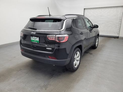 Used 2019 Jeep Compass Latitude image 9