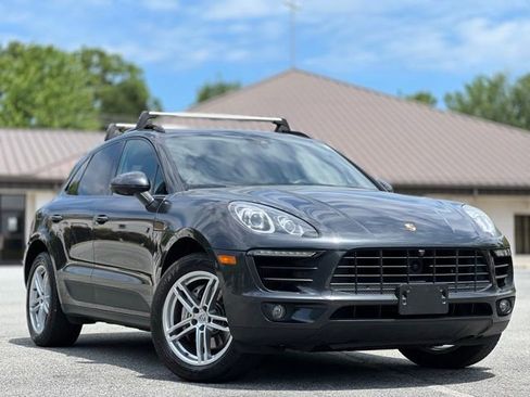 Used 2018 Porsche Macan S AWD/4WD image 3