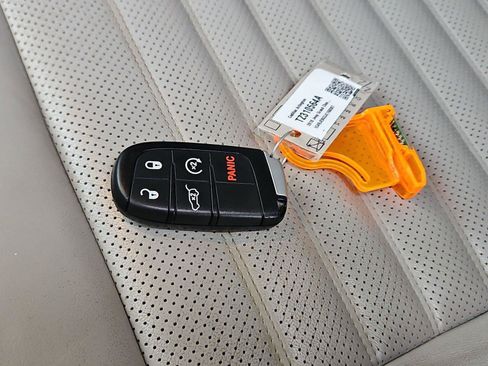 Used 2018 Jeep Grand Cherokee Limited RWD image 32