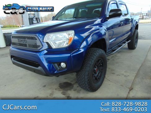 Used 2015 Toyota Tacoma 4x4 Double Cab w/ TRD Off-Road Package image 1