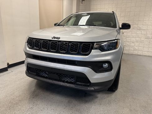 New 2026 Jeep Compass Latitude image 11