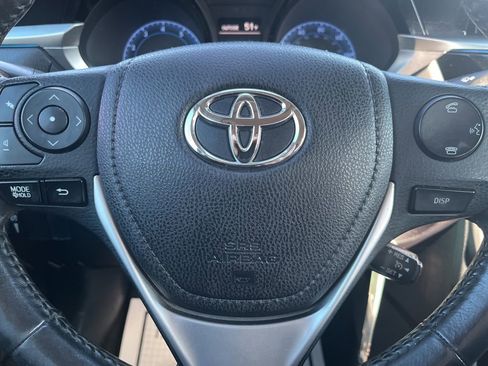 Used 2015 Toyota Corolla S image 60