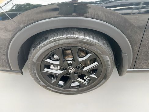 Certified 2024 Honda HR-V Sport image 35