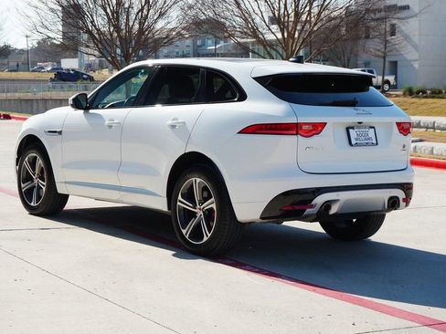 Used 2020 Jaguar F-PACE S image 3