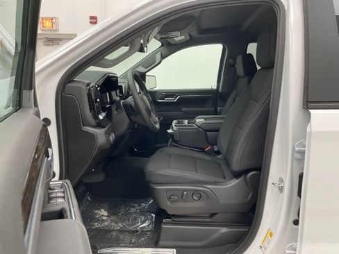 New 2026 Chevrolet Silverado 1500 RST AWD/4WD image 8