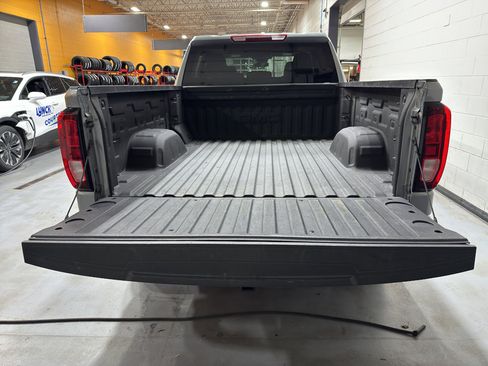 Used 2025 GMC Sierra 1500 Elevation w/ LPO, Elevation Black Package image 24