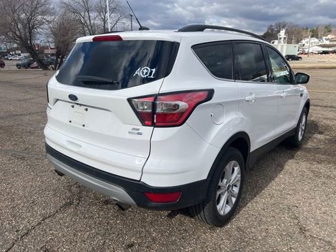Used 2017 Ford Escape SE w/ Equipment Group 201A image 8