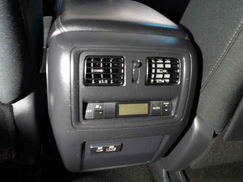 Used 2020 Nissan Pathfinder S FWD image 14