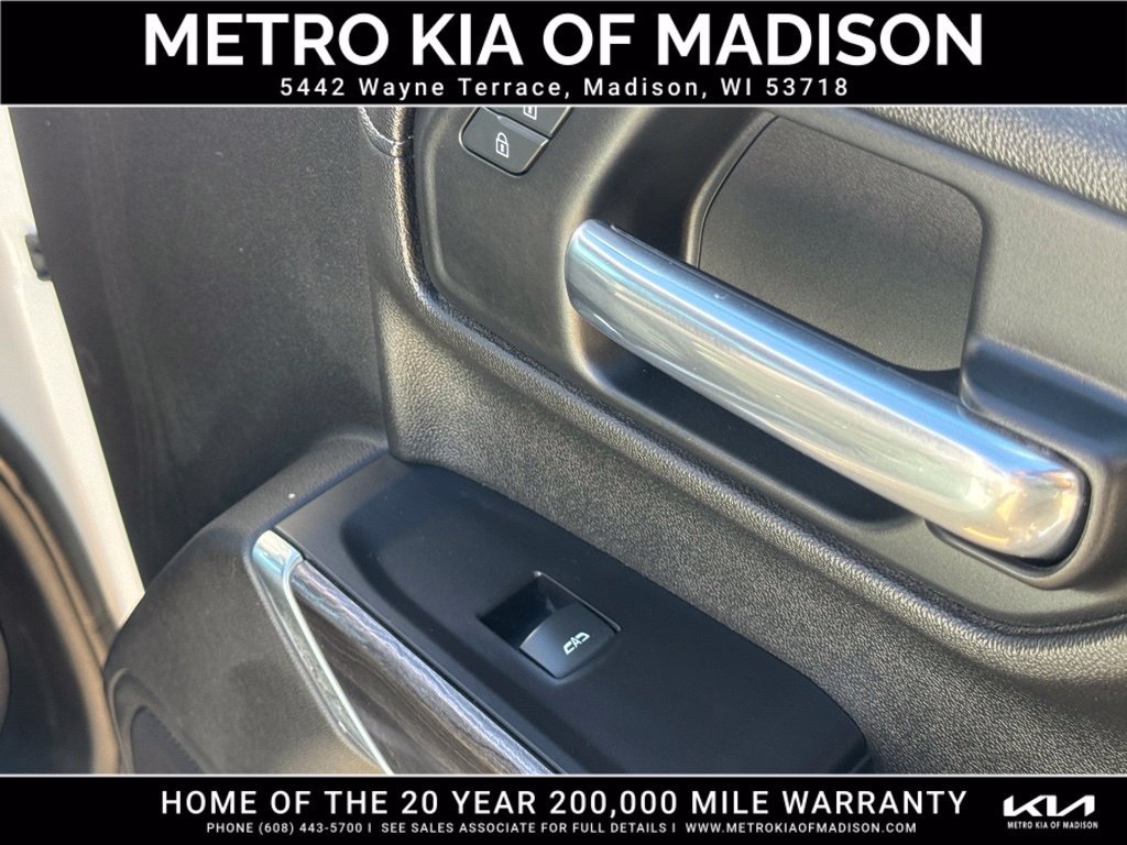 Used 2019 Chevrolet Silverado 1500 LTZ AWD/4WD image 43