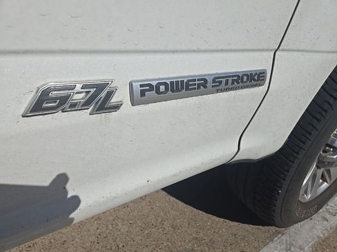 Used 2020 Ford F250 Platinum w/ FX4 Off-Road Package image 13