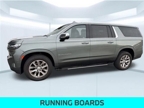 Used 2023 Chevrolet Suburban Premier AWD/4WD image 14