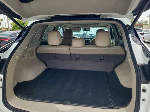 Used 2018 Nissan Murano Platinum w/ Cargo Package FWD image 10