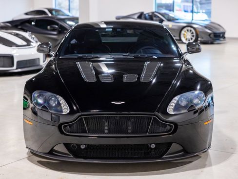 Used 2016 Aston Martin V12 Vantage S image 11