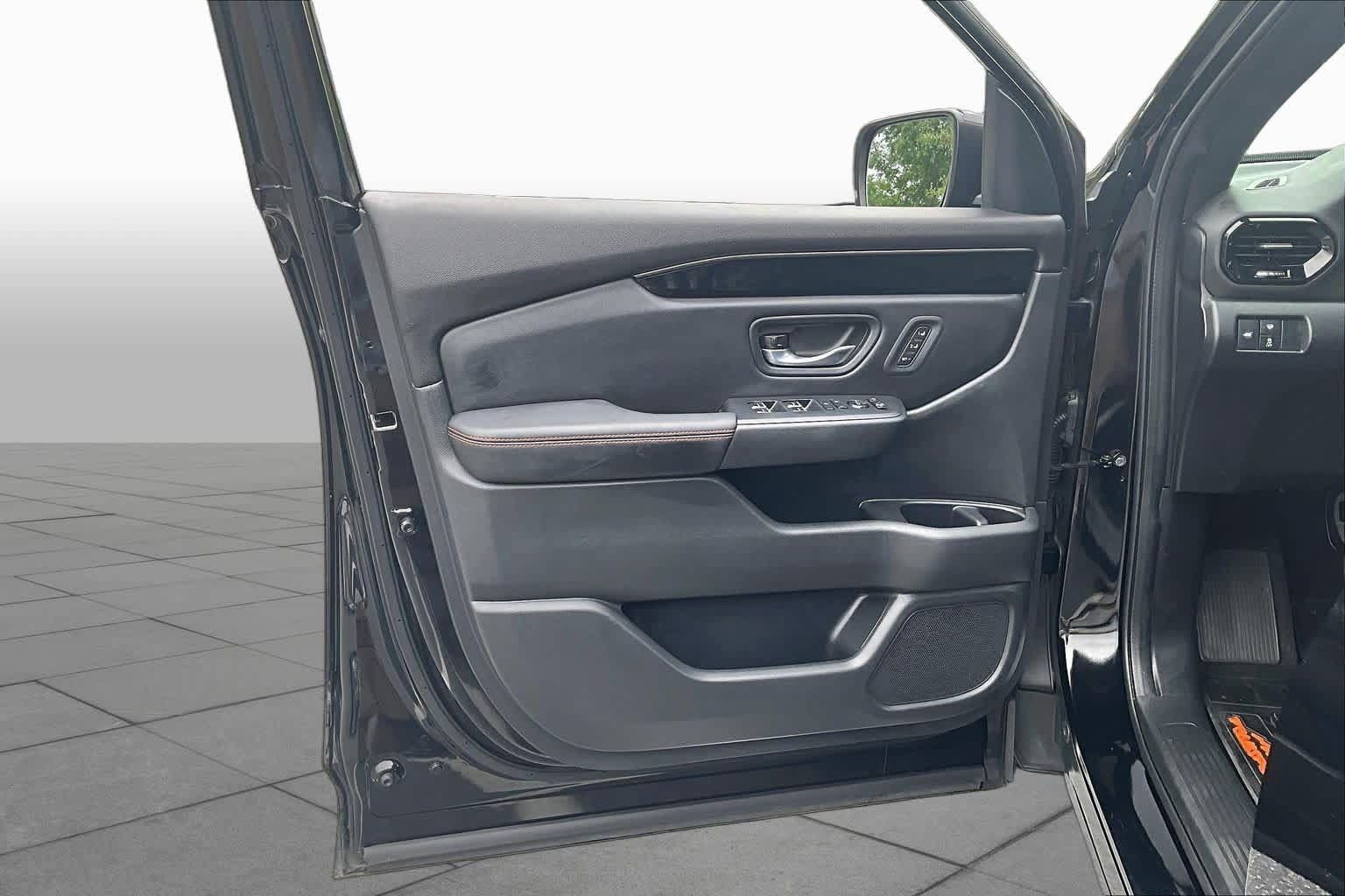 Used 2024 Honda Pilot TrailSport image 22