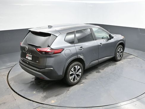 Used 2023 Nissan Rogue SV image 31