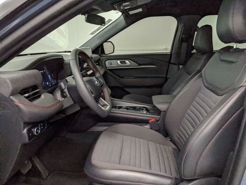 New 2025 Ford Explorer ST-Line w/ ST-Line Street Pack image 22