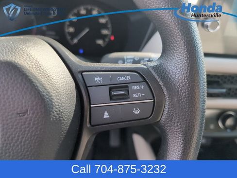 Used 2026 Honda HR-V LX image 23