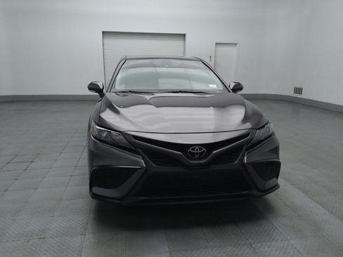 Used 2022 Toyota Camry SE image 14