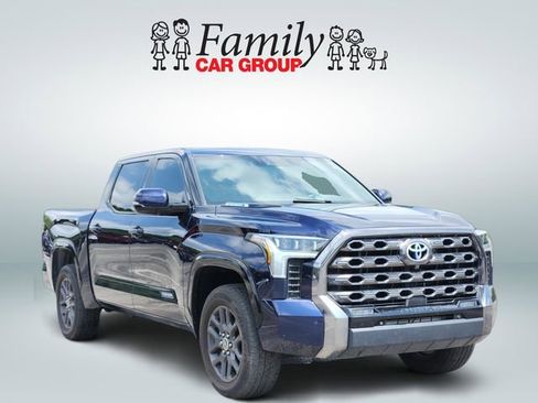 Used 2023 Toyota Tundra Platinum AWD/4WD image 2