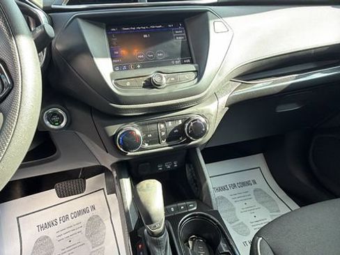 Used 2022 Chevrolet TrailBlazer LT image 17