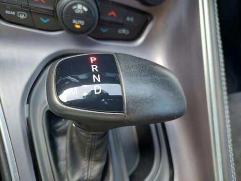 Used 2017 Dodge Challenger R/T Scat Pack RWD image 31