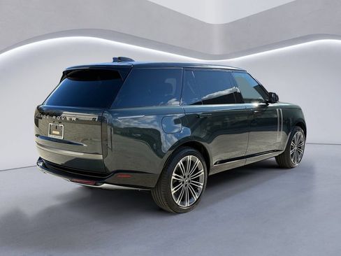 New 2025 Land Rover Range Rover Long Wheelbase SE AWD/4WD image 5