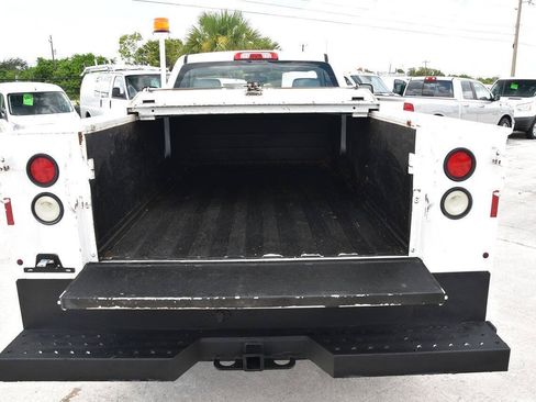 Used 2016 Chevrolet Silverado 3500 W/T RWD image 8