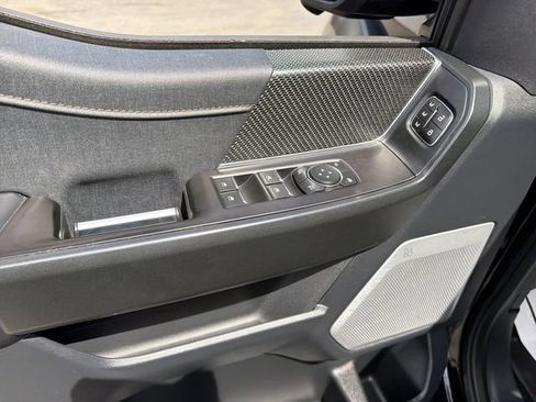 Used 2023 Ford F150 Raptor w/ Raptor Carbon Fibre Package AWD/4WD image 18