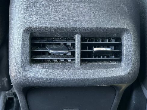 Used 2024 GMC Terrain SLE FWD image 20