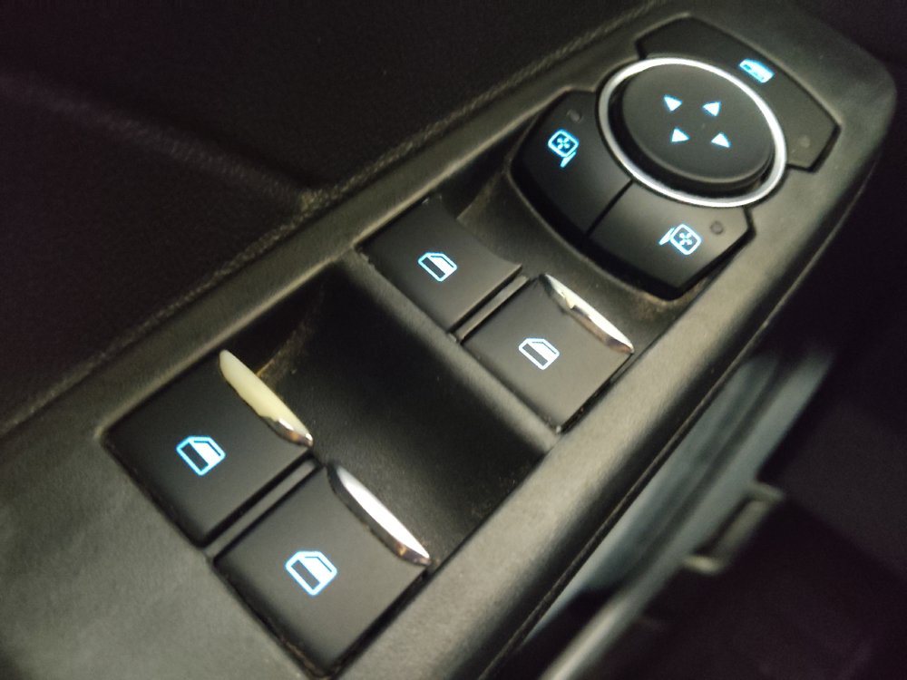 Used 2021 Ford Escape SE FWD image 27