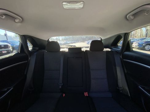 Used 2016 Hyundai Elantra GT image 30