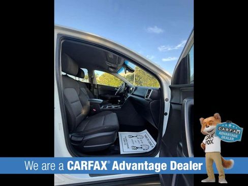 Used 2020 Kia Sportage LX FWD image 58